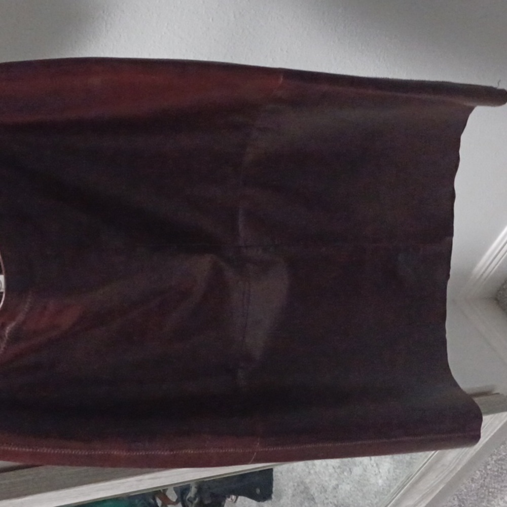 Leather skirt